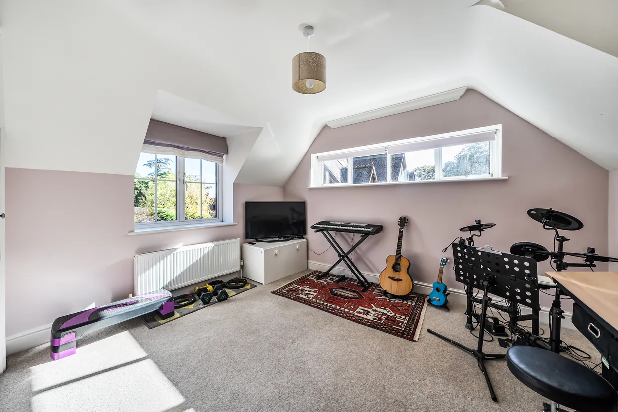 Meredun Close, Hursley, SO21 photo 9
