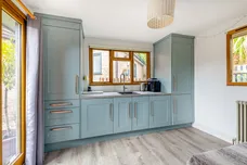 Woodside Close, Chiddingfold, GU8 photo 8