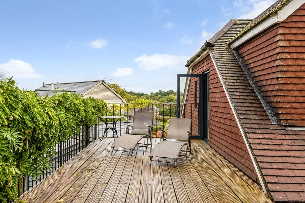 Woodside Close, Chiddingfold, GU8 photo 20