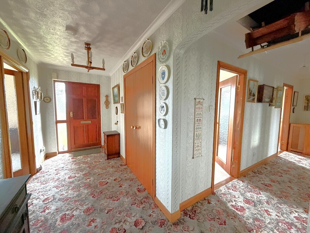 Walton, Brampton Image 12