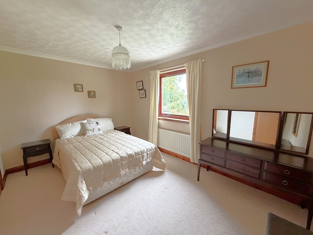 Walton, Brampton Image 18
