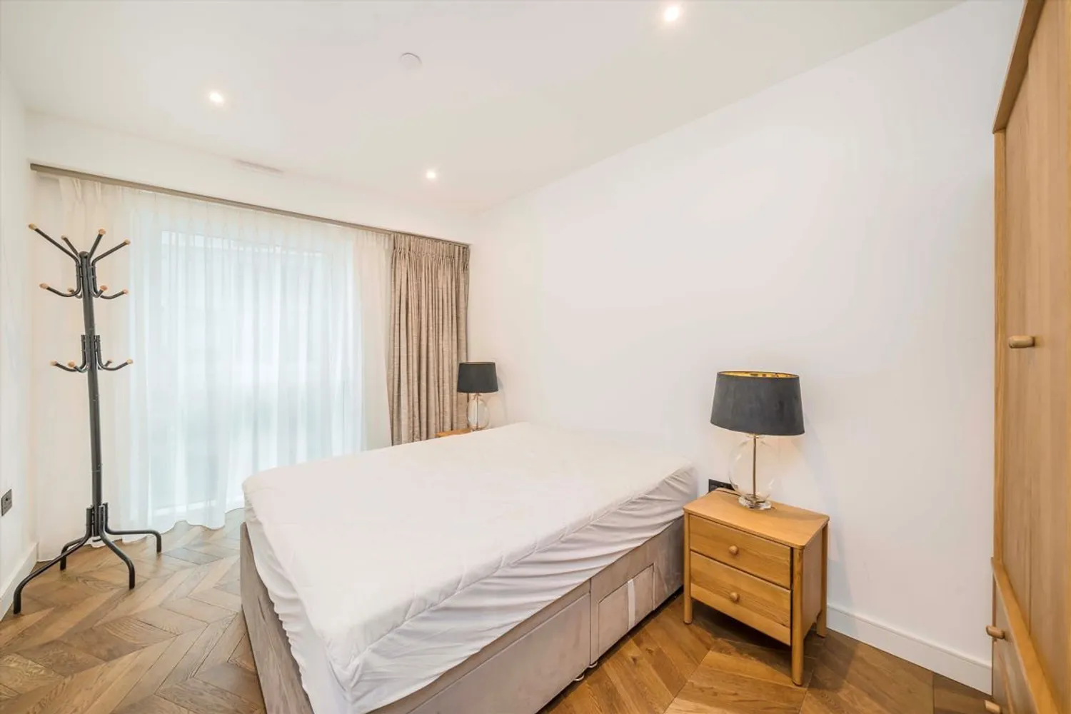 Brook Street, Kingston Upon Thames, KT1 photo 10