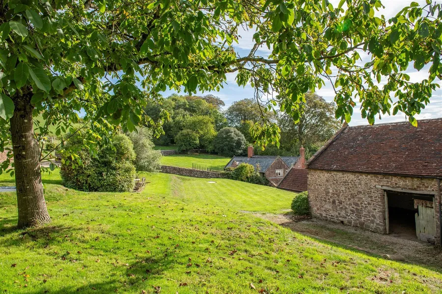 Property Image 37