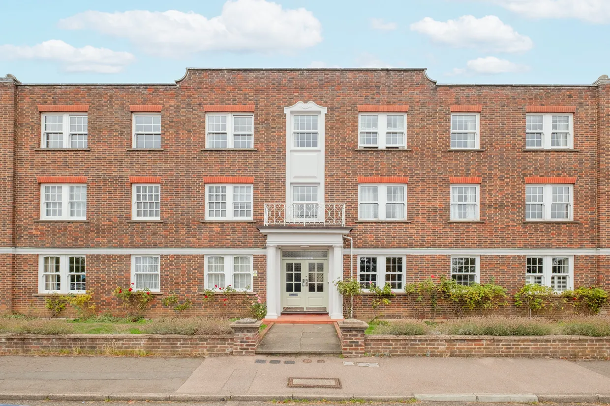 Home Park Walk, Kingston Upon Thames, KT1 photo 2