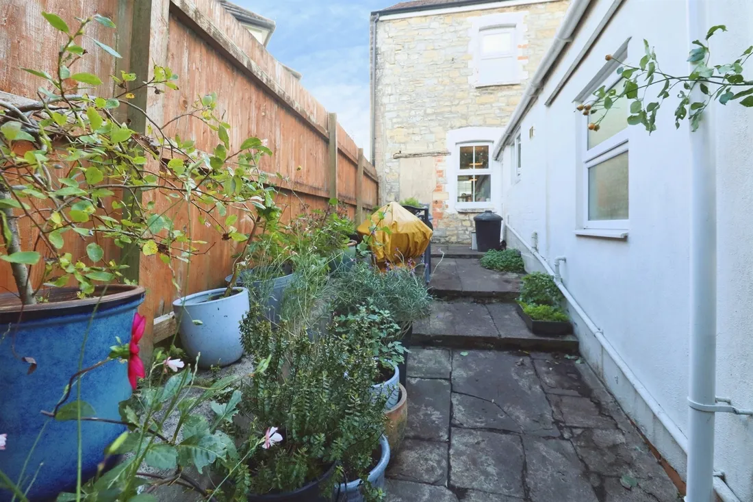 Property photo 17