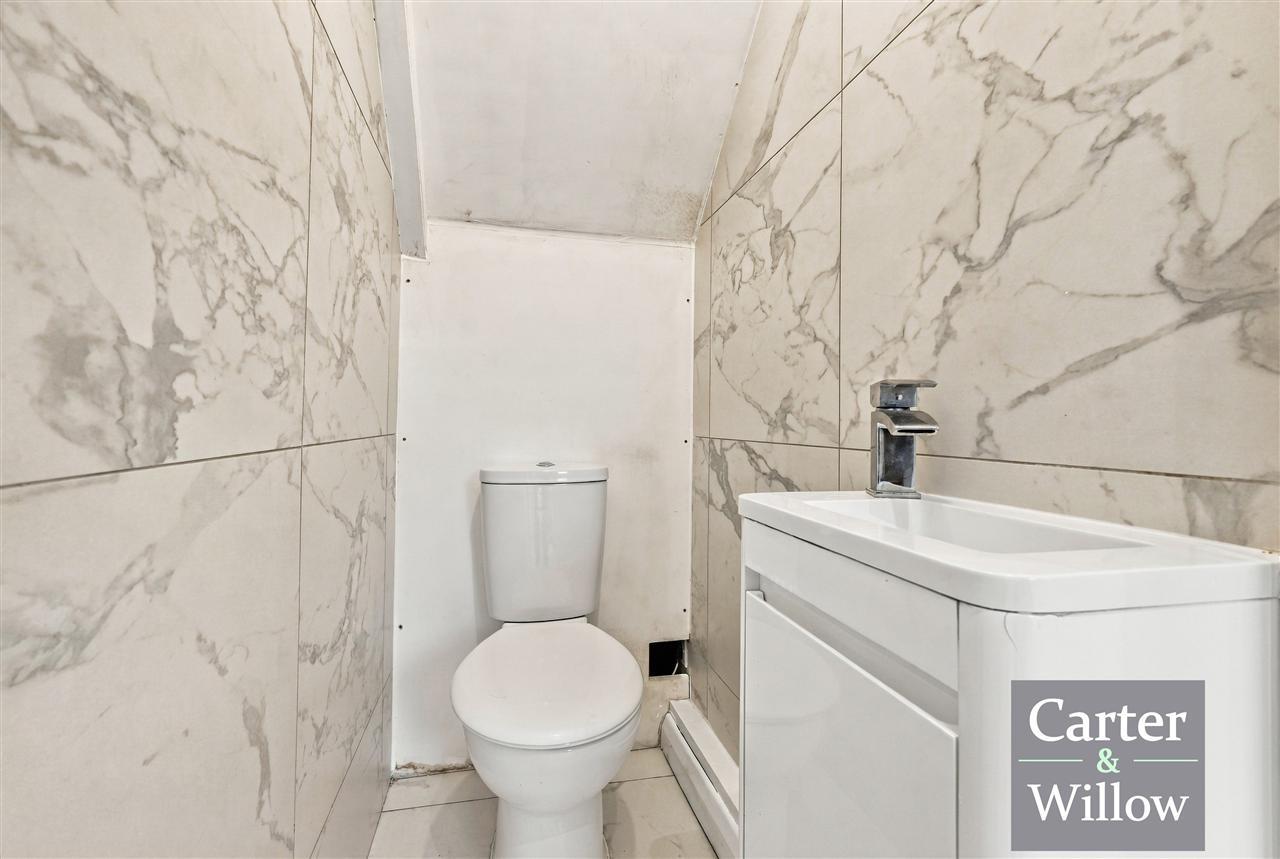 Charlton Crescent, Barking, Essex Image 11