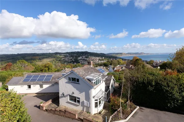 Clappentail Lane, Lyme Regis, DT7 photo 3