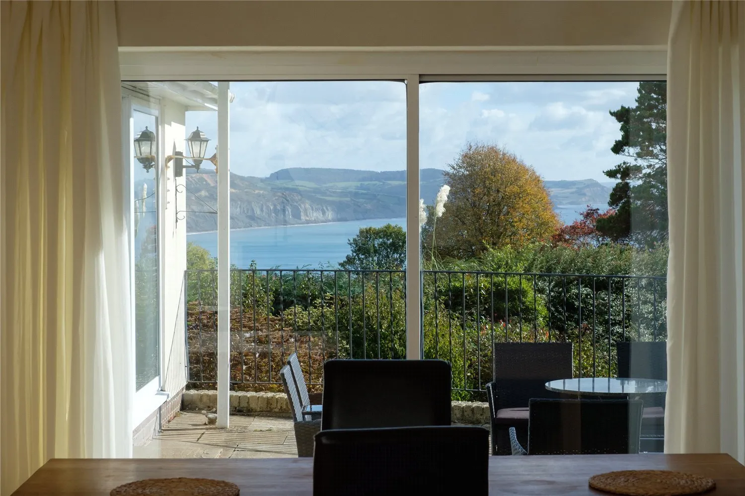 Clappentail Lane, Lyme Regis, DT7 photo 14