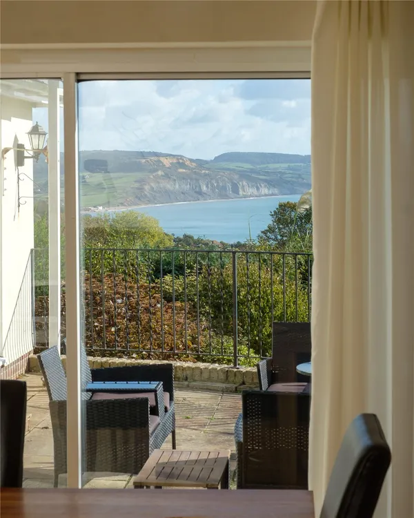 Clappentail Lane, Lyme Regis, DT7 photo 16