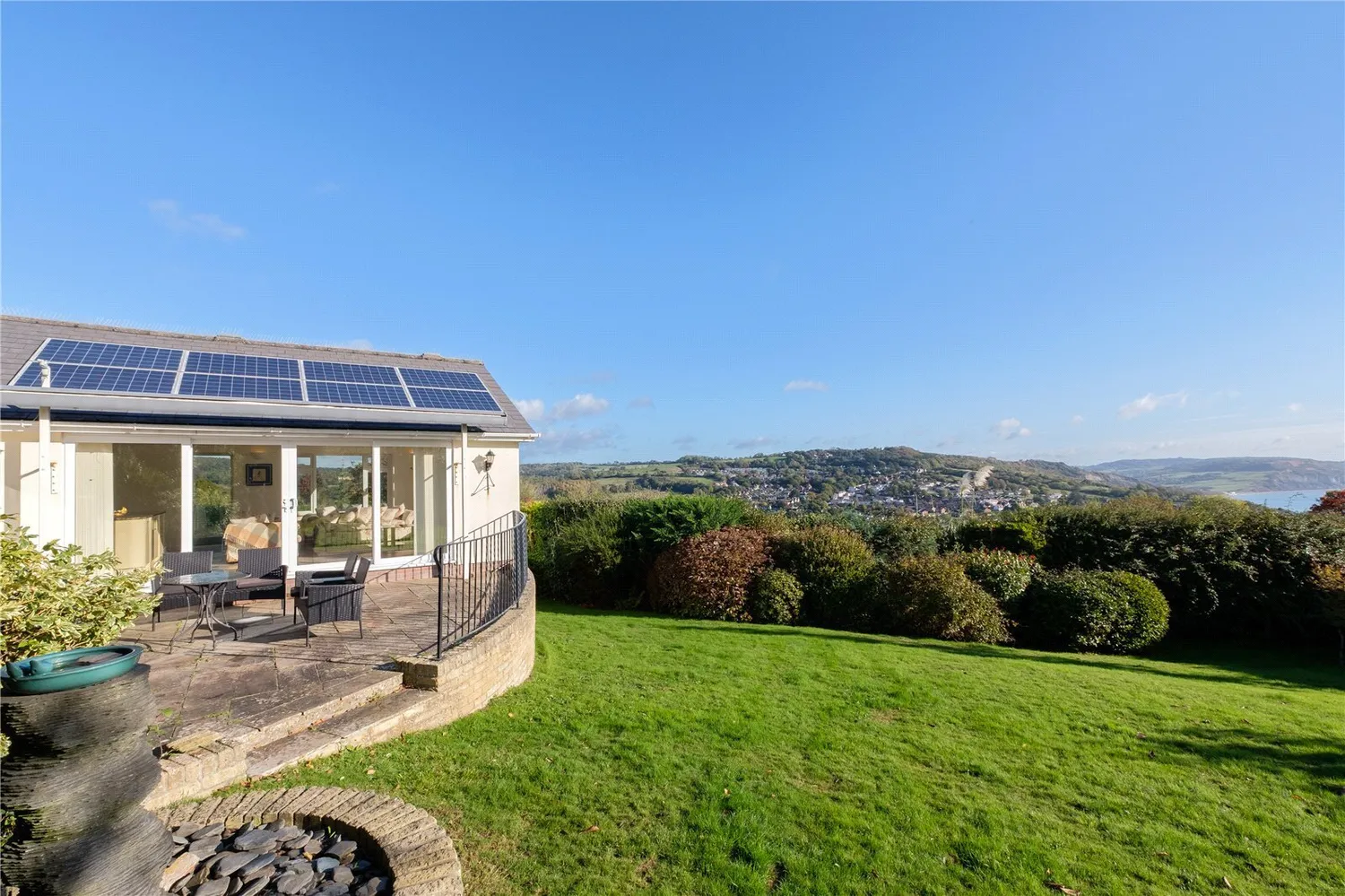Clappentail Lane, Lyme Regis, DT7 photo 17