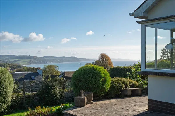 Clappentail Lane, Lyme Regis, DT7 photo 22