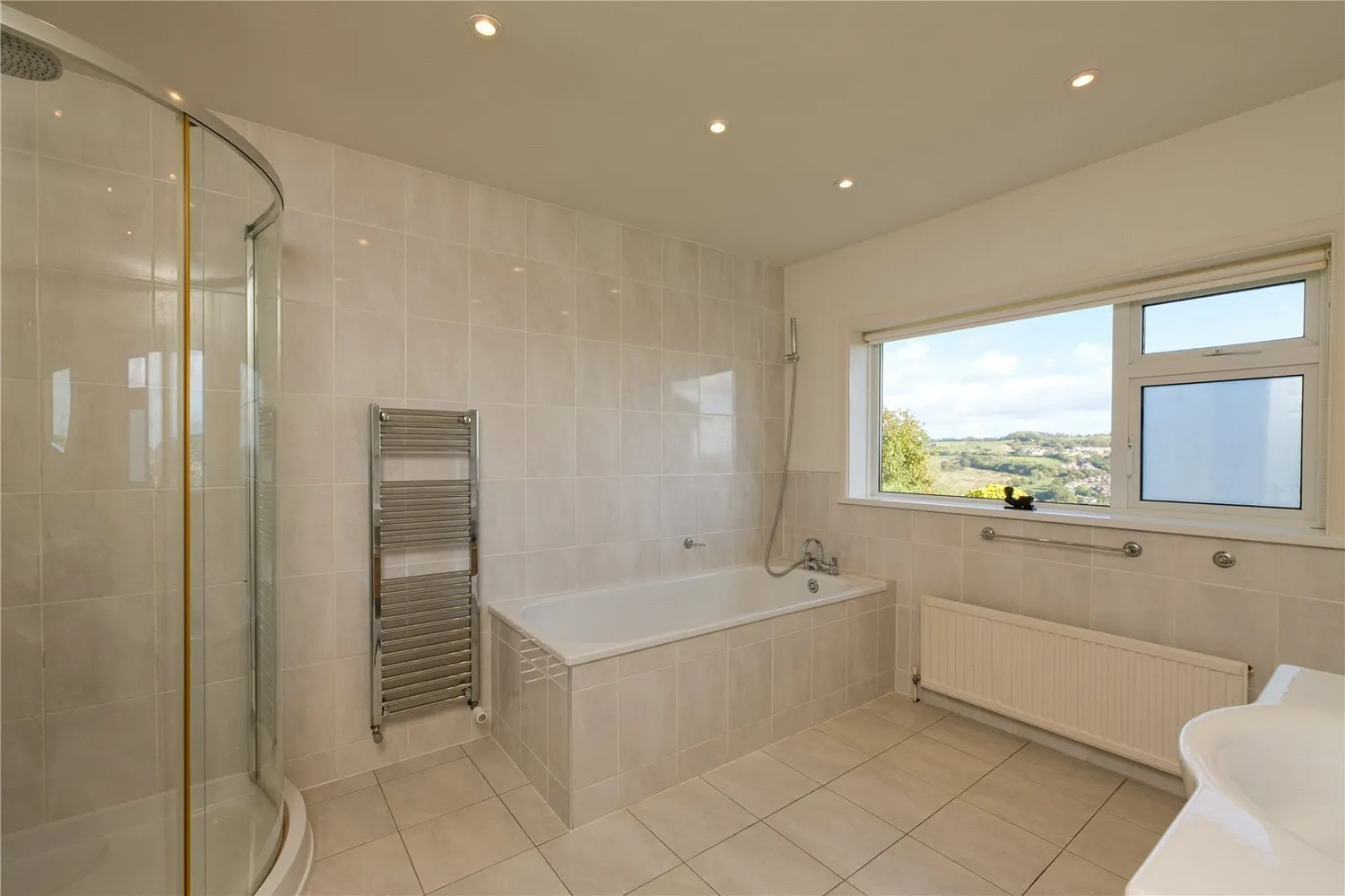 Clappentail Lane, Lyme Regis, DT7 photo 27