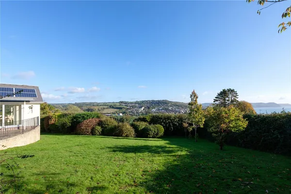 Clappentail Lane, Lyme Regis, DT7 photo 39