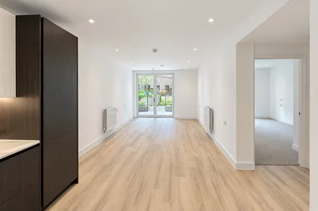 Everdene Path London W3