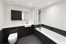 Everdene Path London W3 photo 6