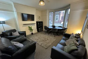 Main property image