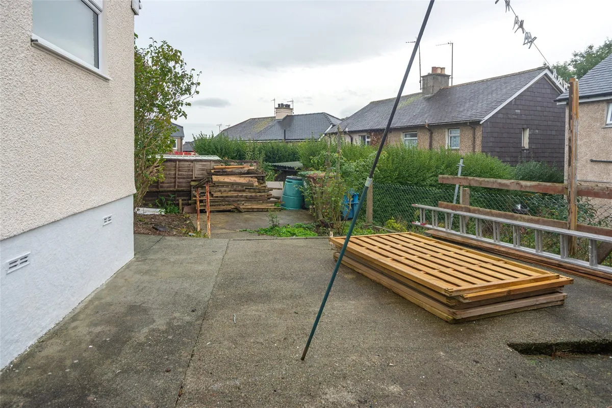 Penchwintan Road, Bangor, Gwynedd, LL57