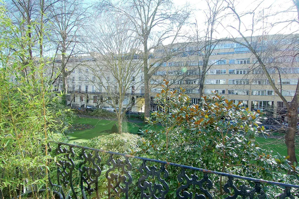 Porchester Square Bayswater W2 photo 5