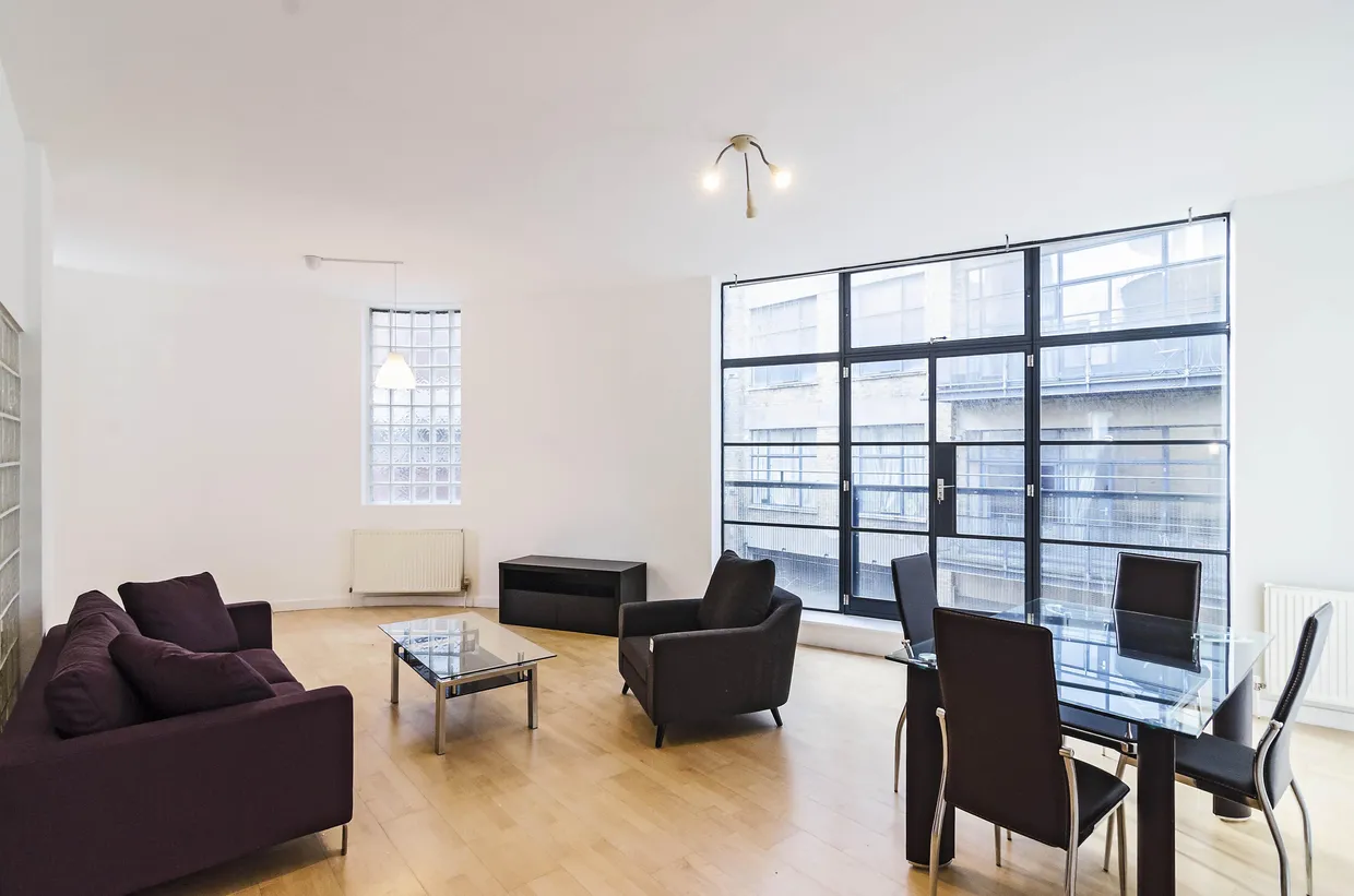 132 Commercial Street London E1 photo 1