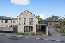 Farnsworth Drive Edgware HA8 photo 1