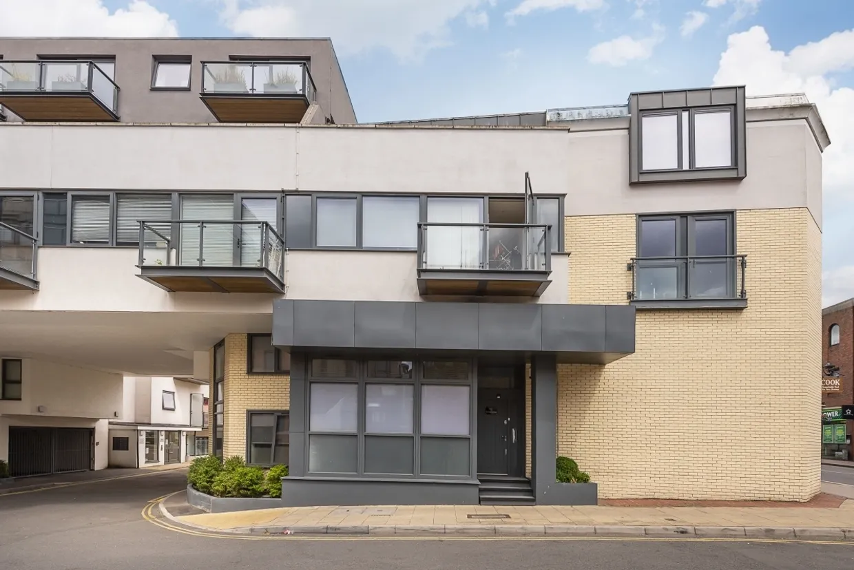 St. Marys Road Surbiton KT6 photo 16