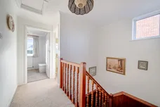 Stonebridge Close, Marlborough, SN8 photo 8