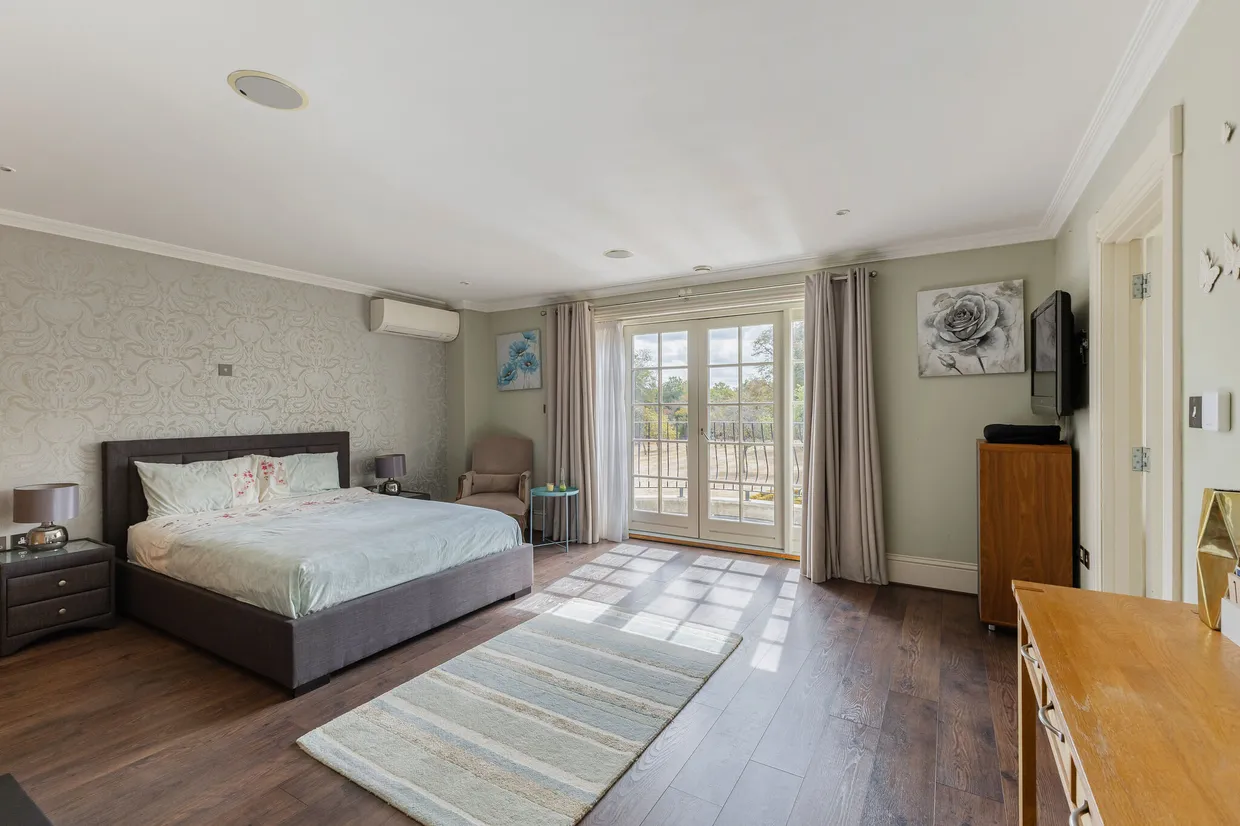 Over The Misbourne Road, Gerrards Cross, UB9 photo 7