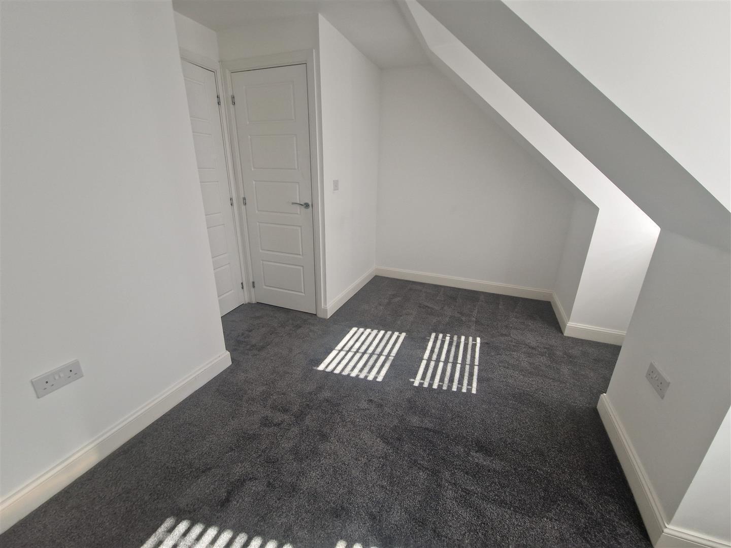 Wheeler Close, Dartford DA1 Image 2