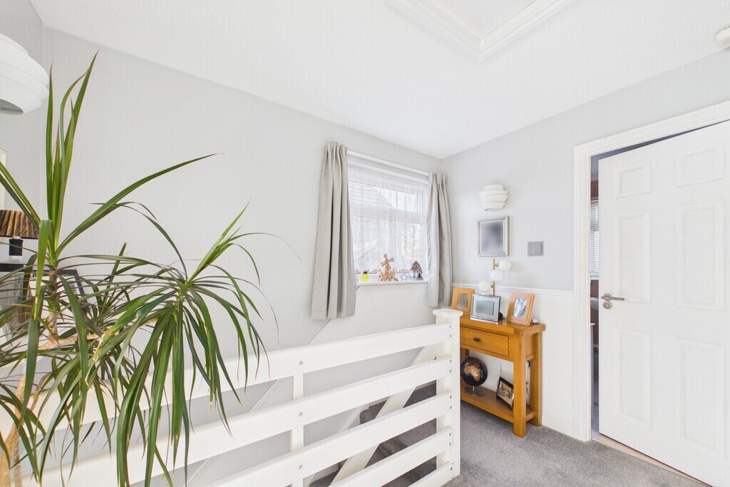 Warren View, Loddon Image 11