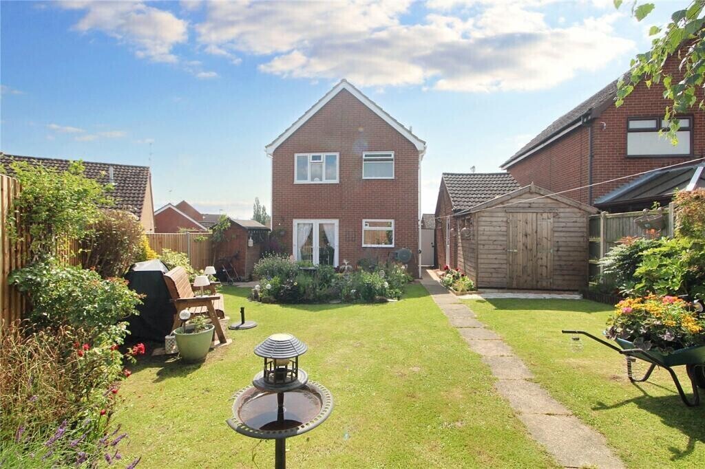 Warren View, Loddon Image 14