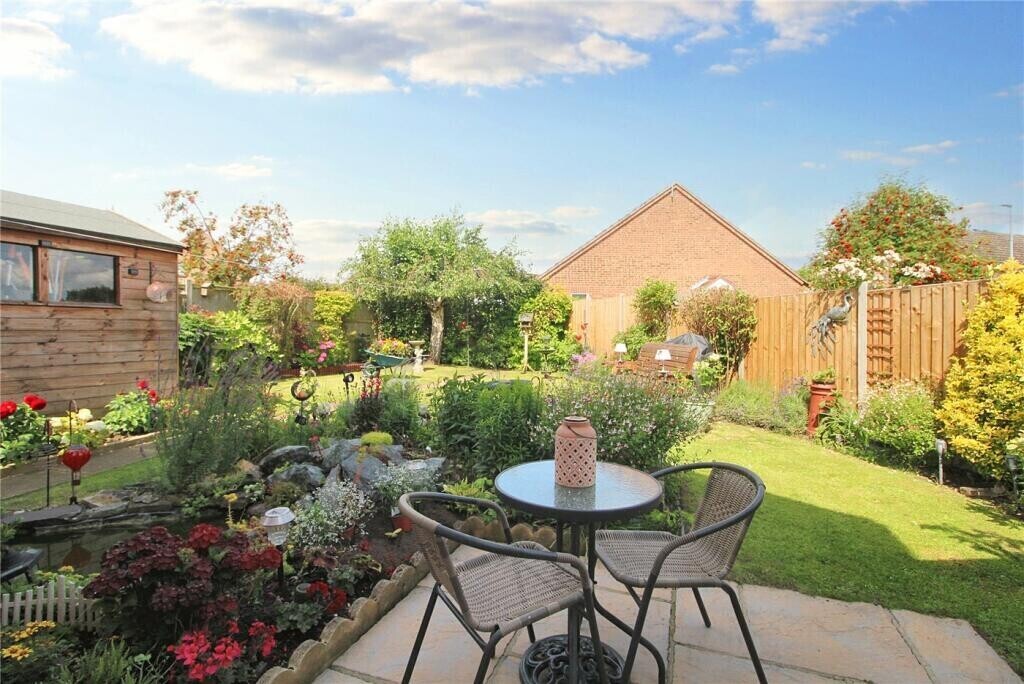 Warren View, Loddon Image 16