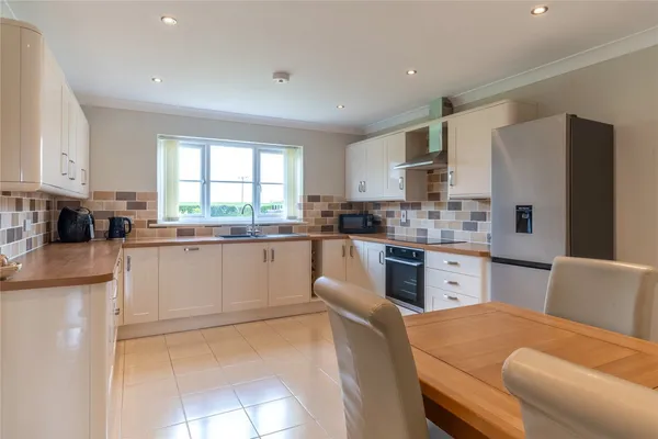 Combs, Stowmarket, IP14 photo 4