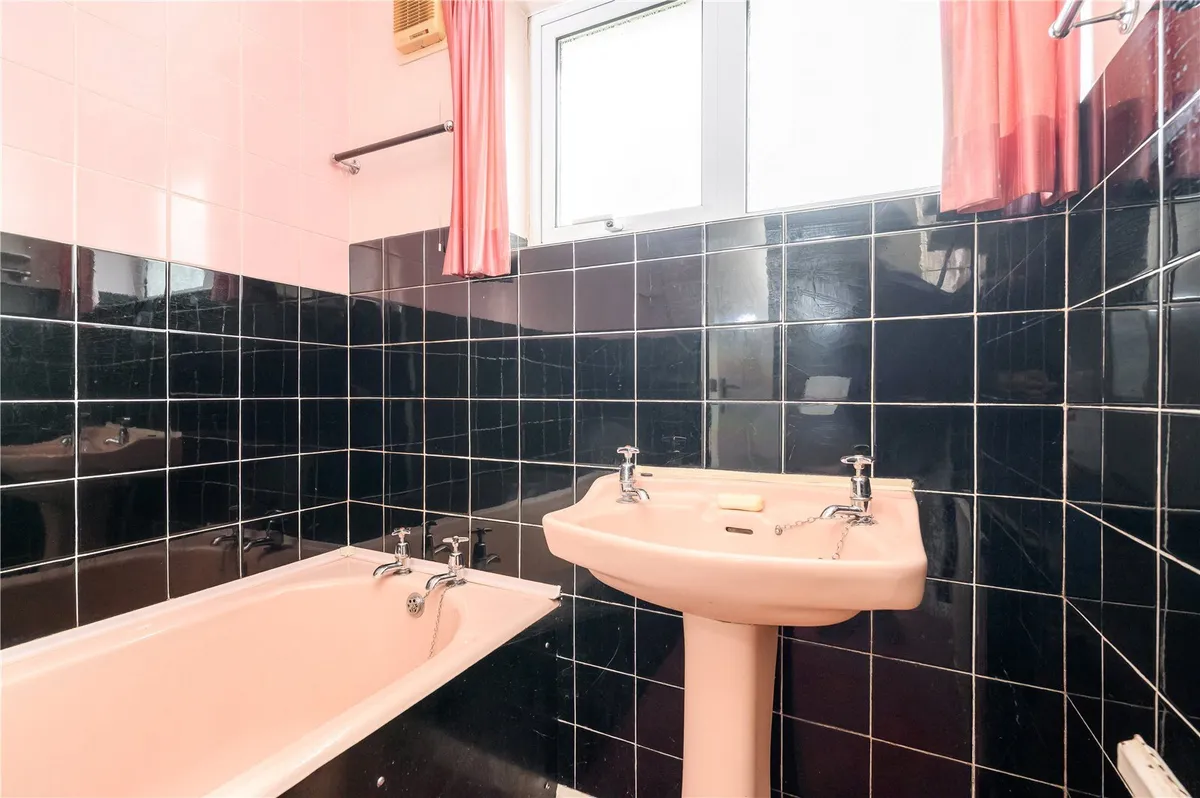 Carleton Drive, Boston Spa, LS23