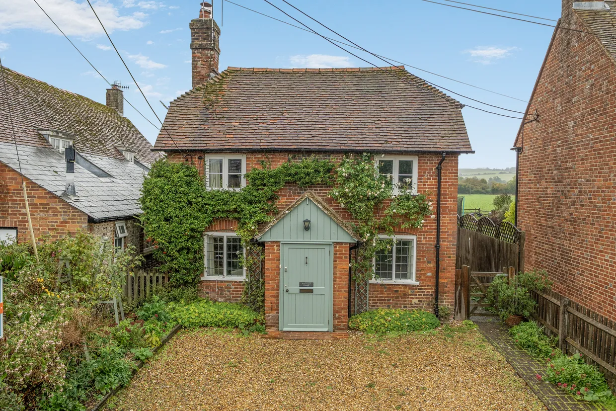 Lower Road, Salisbury, SP5 photo 1