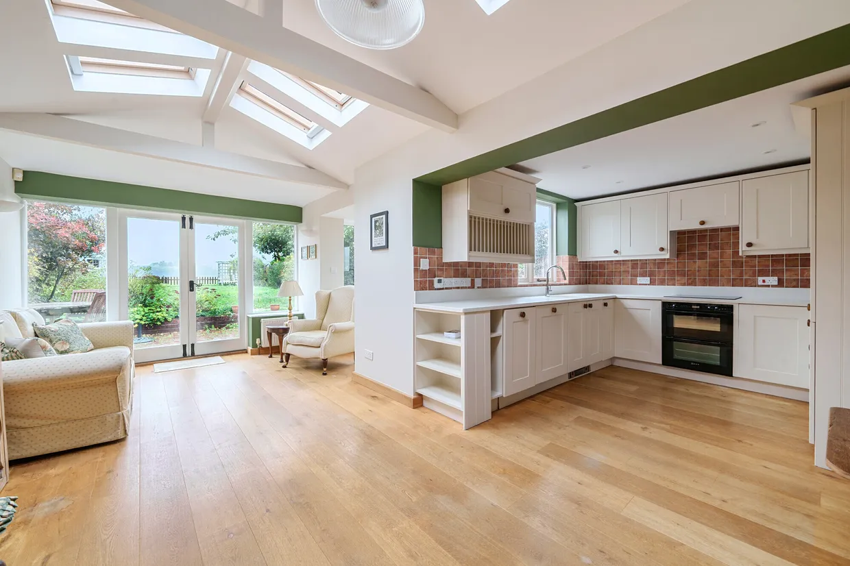 Lower Road, Salisbury, SP5 photo 6