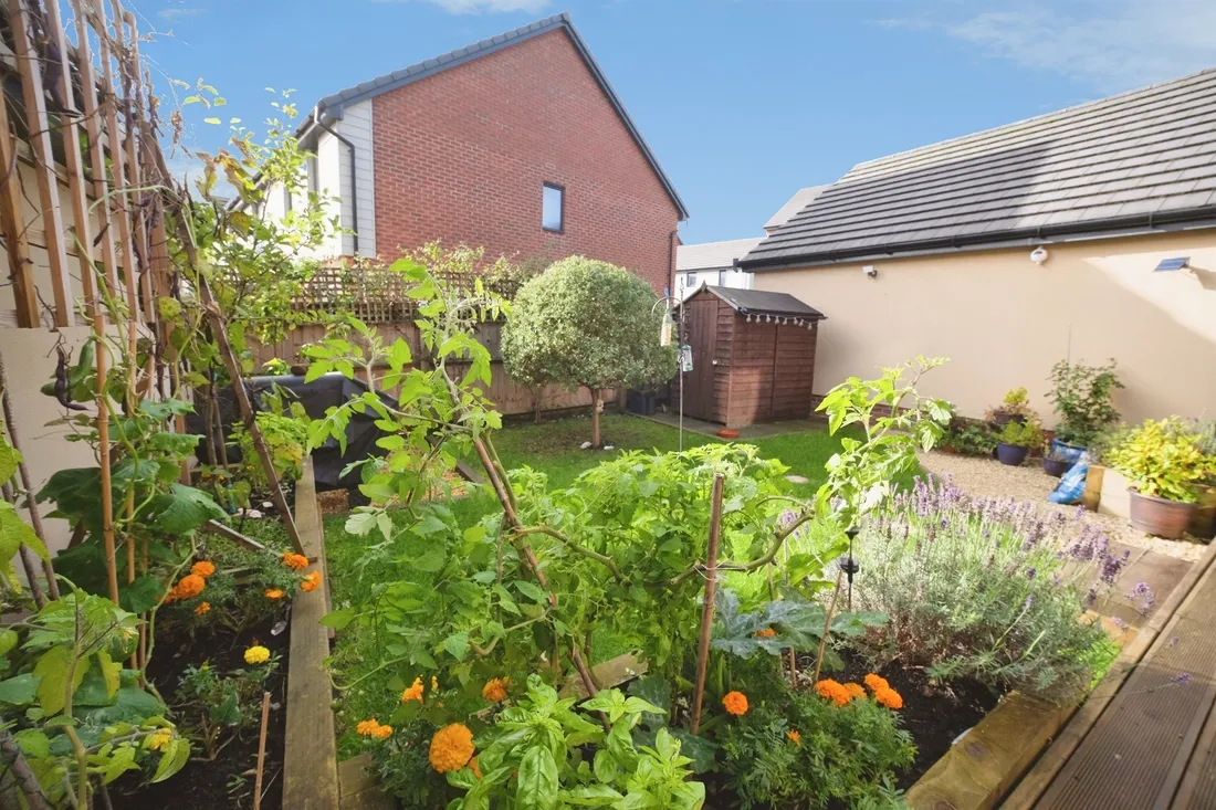 Property photo 8
