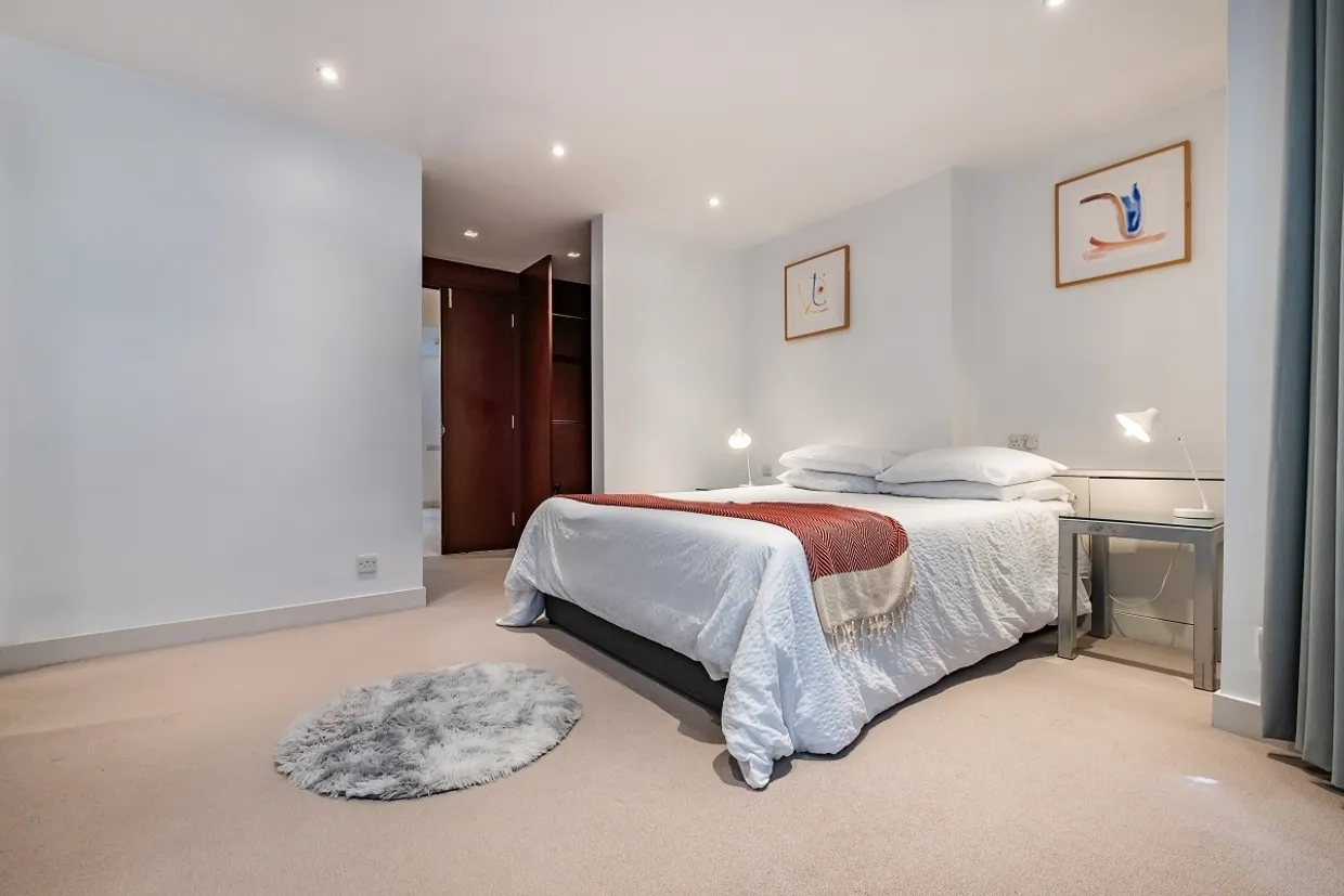 Warwick Avenue London W9 photo 7