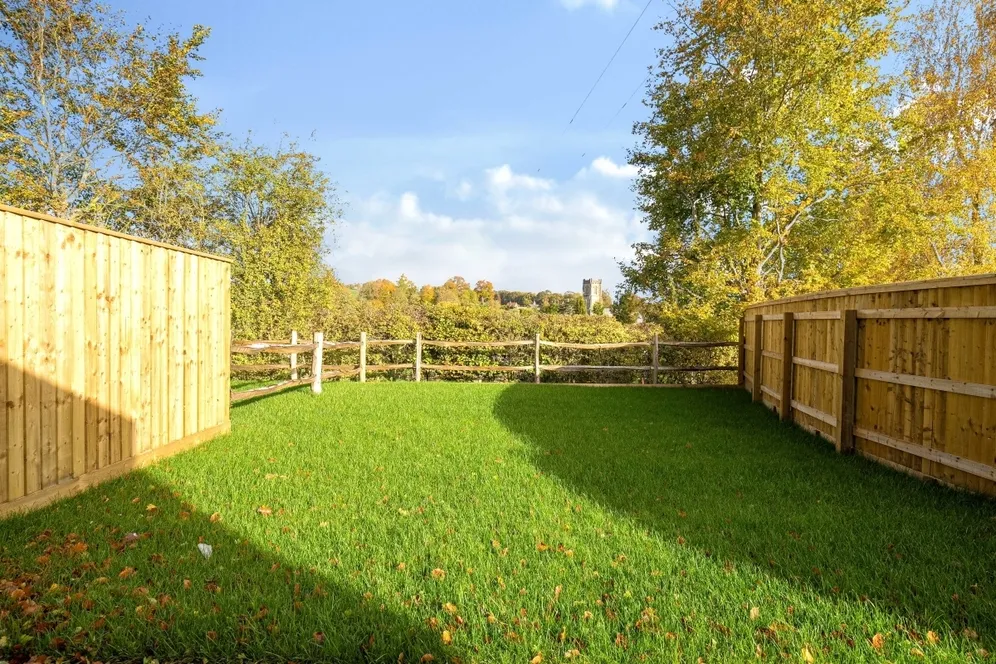 Castle Street Aldbourne SN8 photo 11