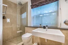 Warwick Avenue London W9 photo 9