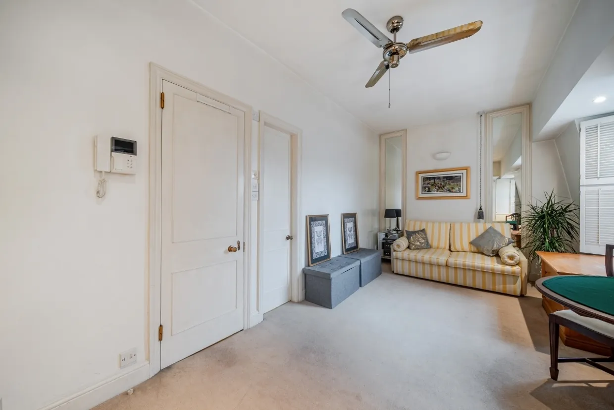 Upham Park Road London W4 photo 15