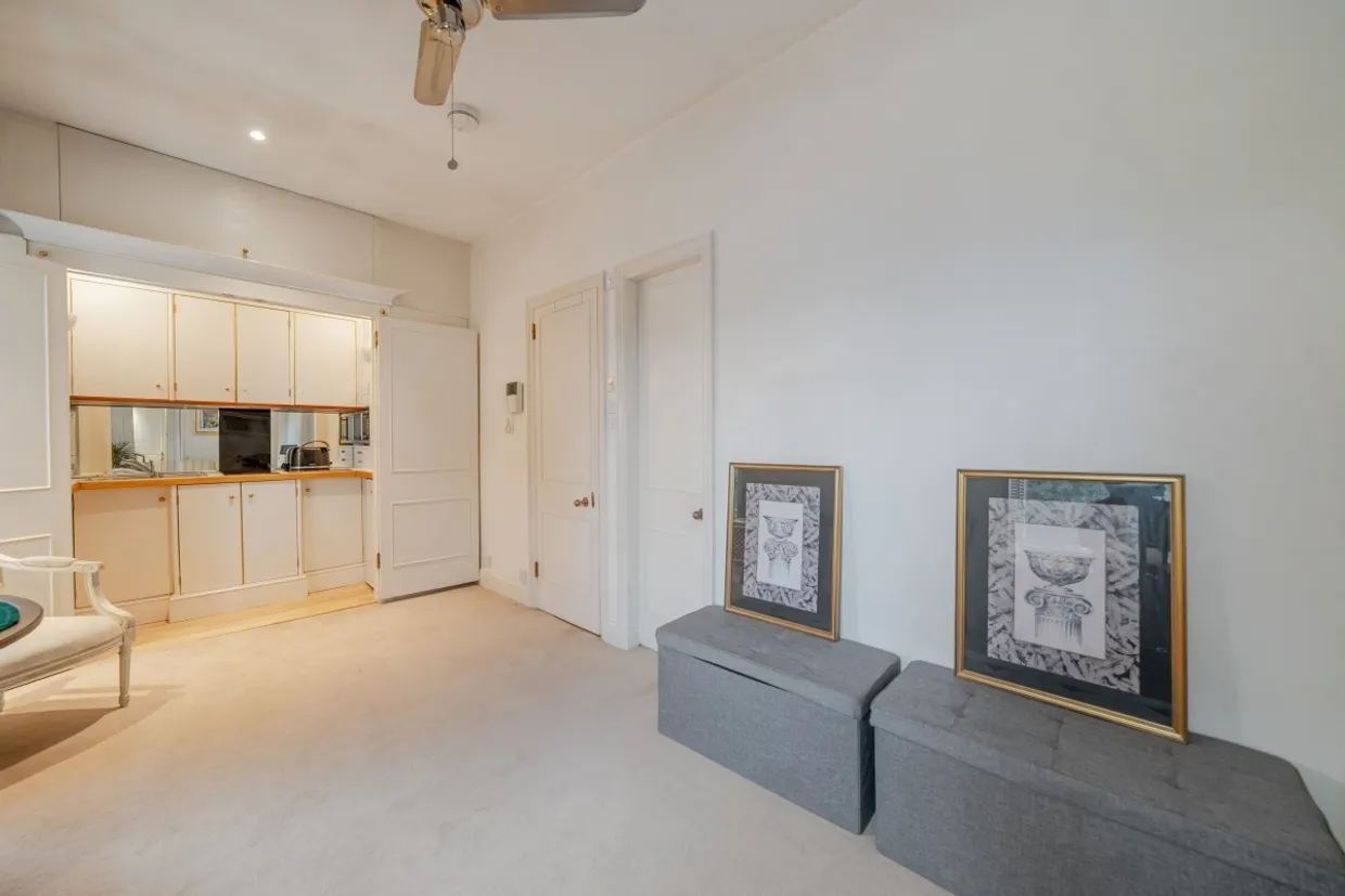 Upham Park Road London W4 photo 26