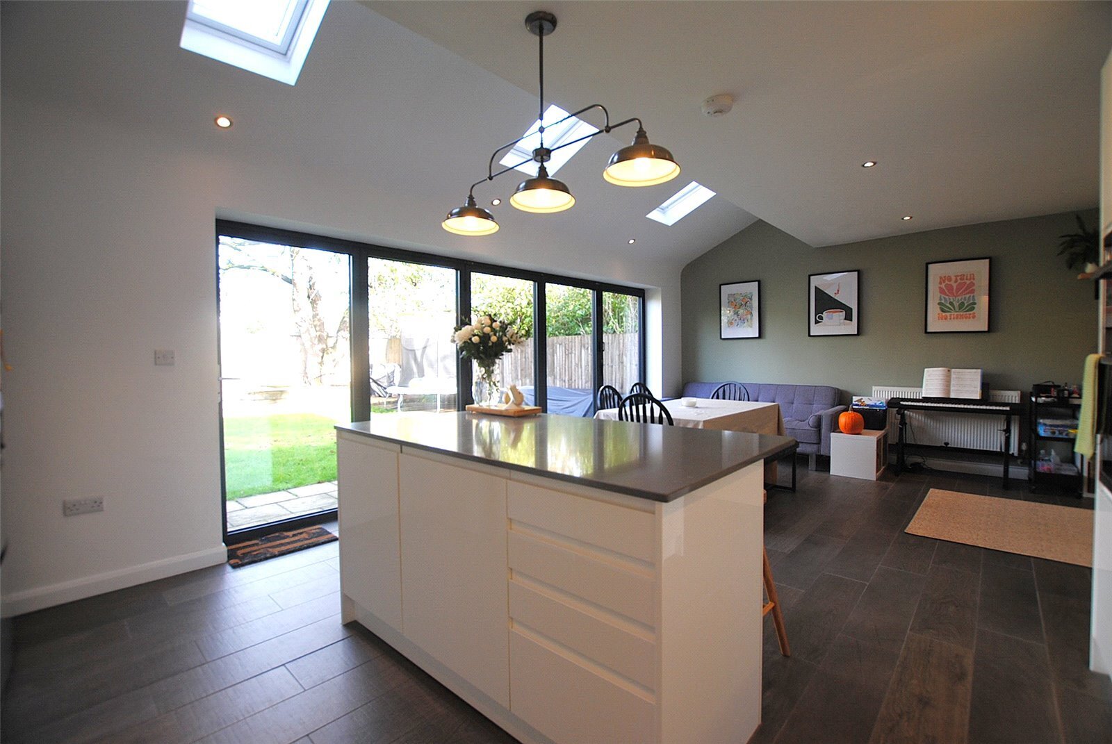 Carisbrooke Way, Cardiff, CF23 Image 9
