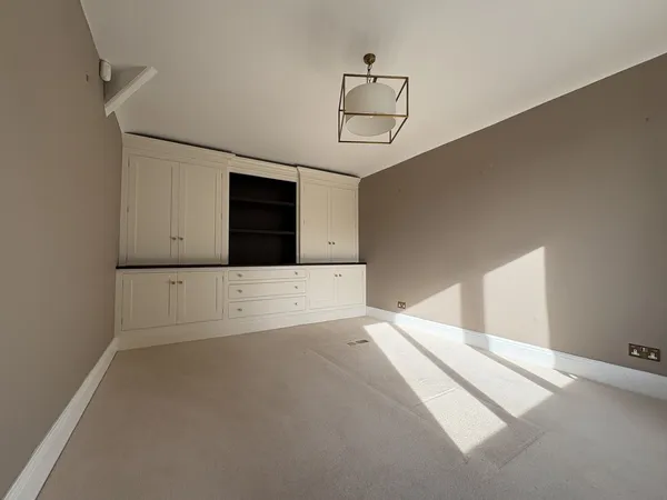 Whitebarn Road, SK9 photo 13