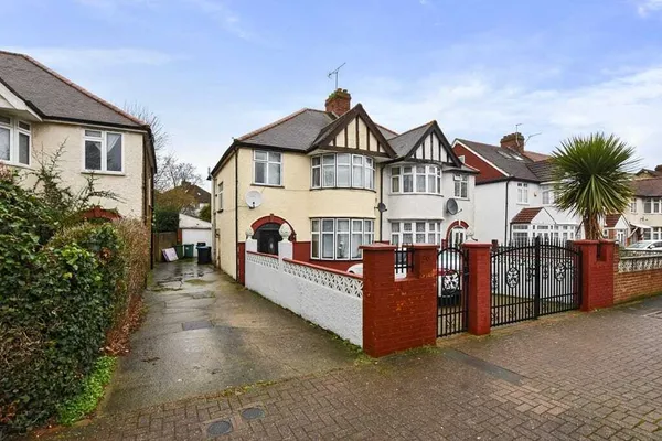 Dollis Hill Lane, London, NW2