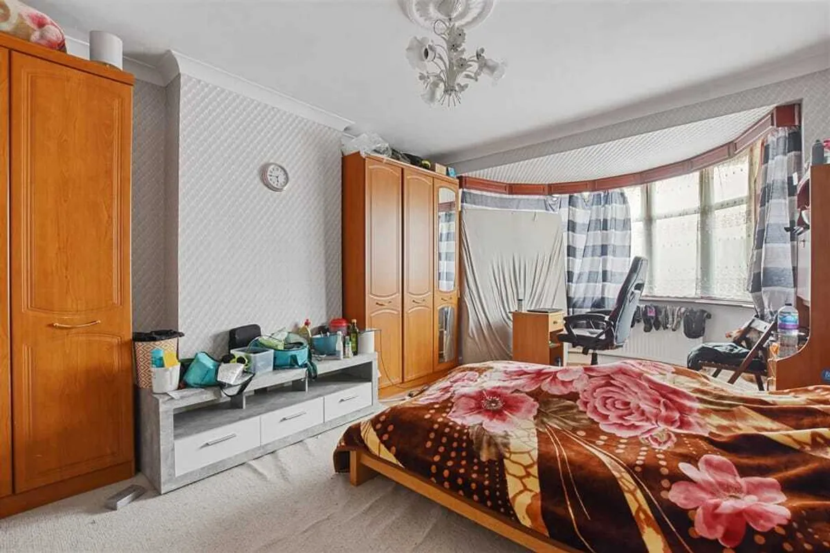 Dollis Hill Lane, London, NW2