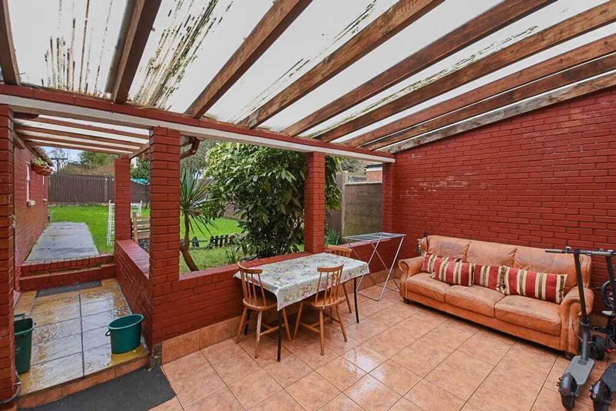 Dollis Hill Lane, London, NW2