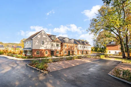 Chapel Gardens, Alton, GU34