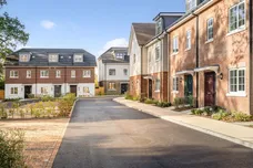 Chapel Gardens, Alton, GU34 photo 3