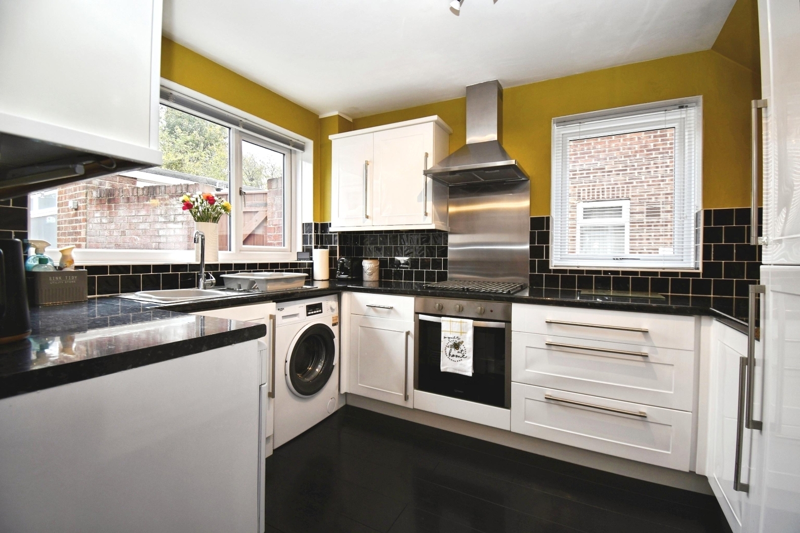 St. James Close, Sutton-On-Hull, Hull Image 11