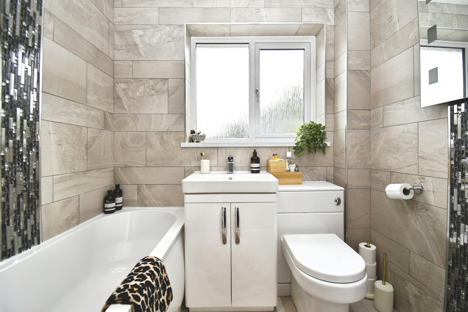St. James Close, Sutton-On-Hull, Hull Image 24